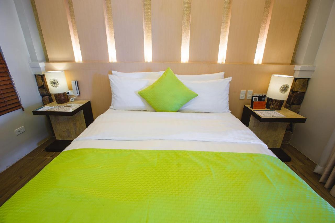 โซลินา บีช แอนด์ เนเจอร์ รีสอร์ต Hotel Carles ภายนอก รูปภาพ