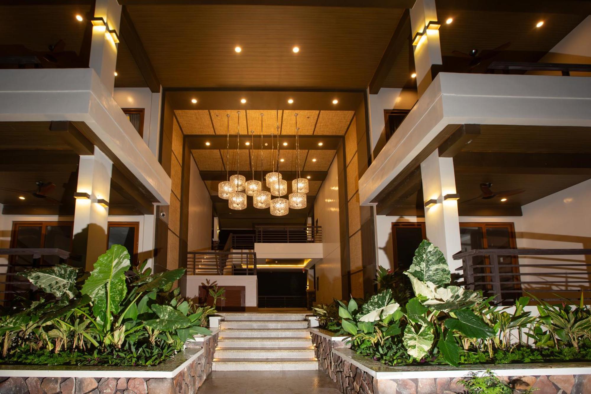 โซลินา บีช แอนด์ เนเจอร์ รีสอร์ต Hotel Carles ภายนอก รูปภาพ