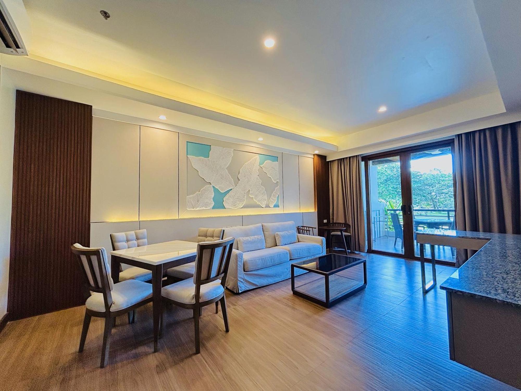 โซลินา บีช แอนด์ เนเจอร์ รีสอร์ต Hotel Carles ภายนอก รูปภาพ